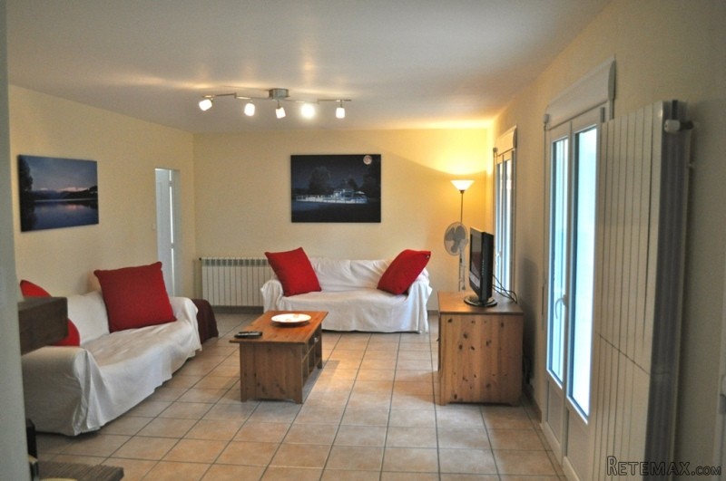 Immaculately Presented Property In A.. - 2