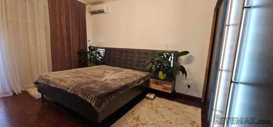 Trosoban stan, Bar, 151m2, 340.000Eur - 9