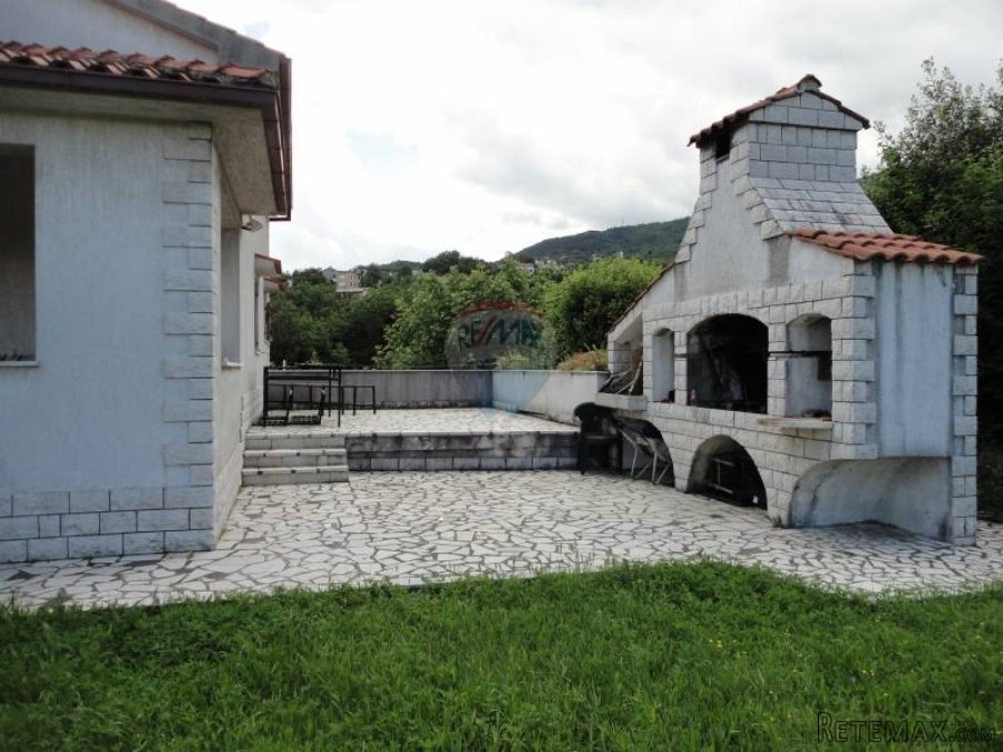 Opatija(Pobri)-stan sa okućnicom - 10