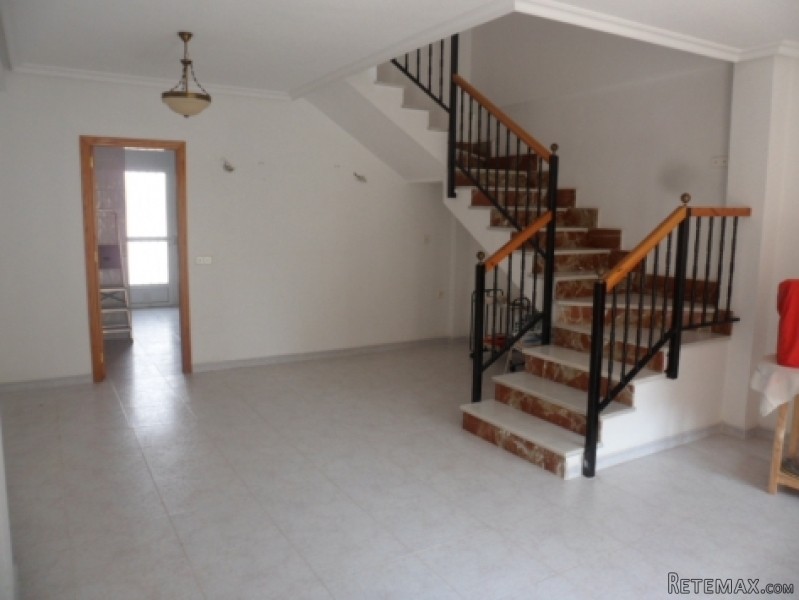 3 bedroom, 2 bathroom Villa - 2