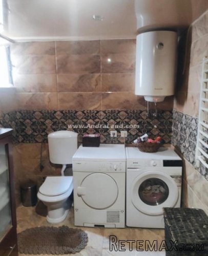 Trosoban stan, Bar, 180.000Eur - 2