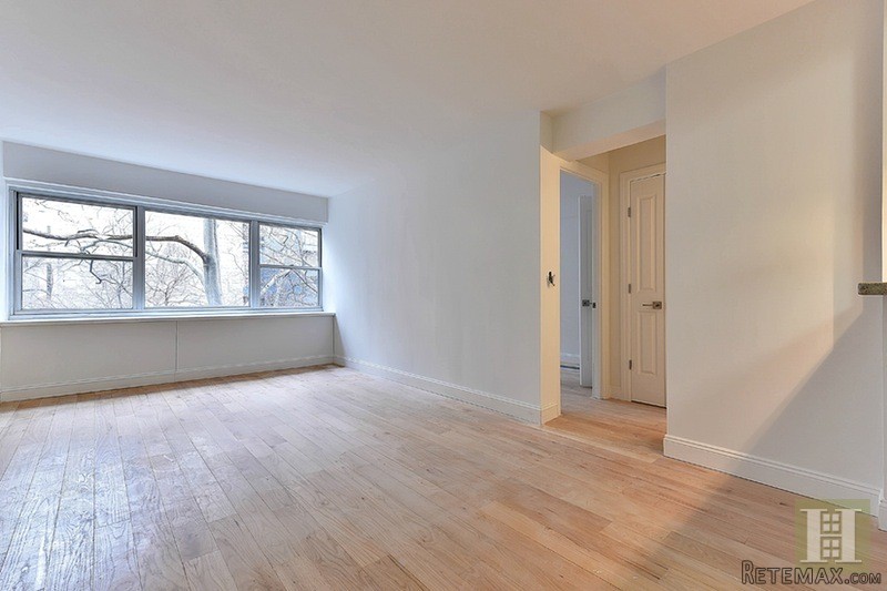 1 bedroom Apartment For Sale: 333 EAST.. - 2