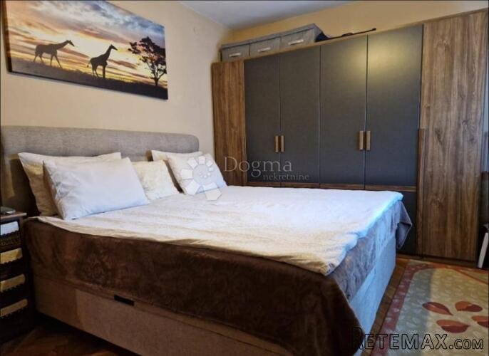 2 u 1 nekretnina: 3S+DB stan + apartman s okućnicom - 3