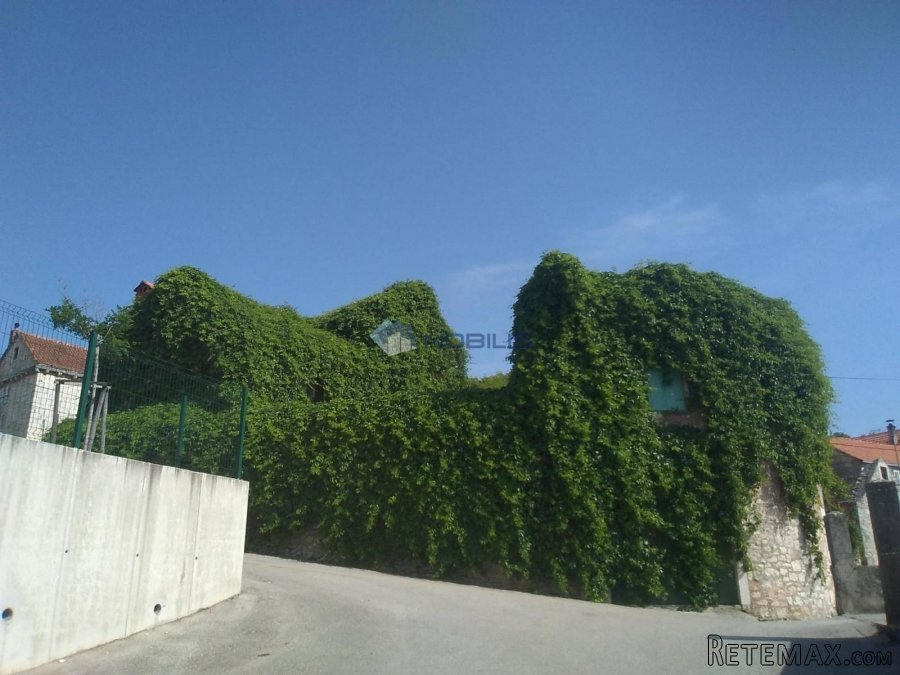 Brač - Nerežišća, kuća 500 m2 - 3