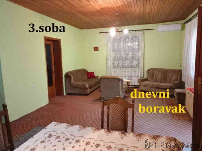Prodaje se kuća/salaš u Hajdukovu na parceli od 3,5 jutra zemlje - 3