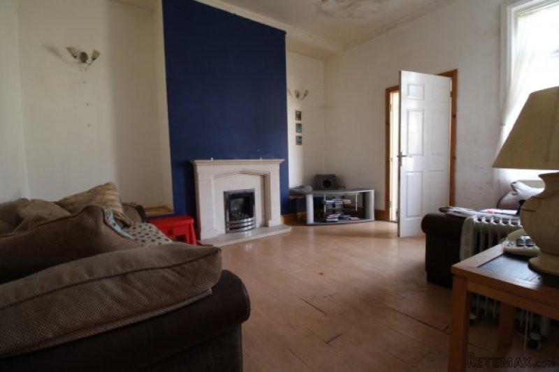 2 bedroom, Terraced House house for sale - 2