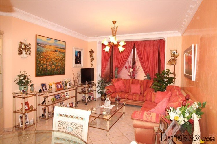 Beautiful villa located in a good residential area of Denia.. - 4