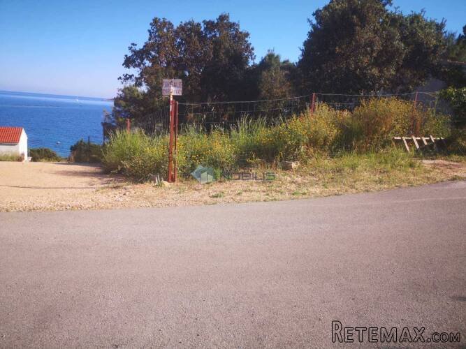 Vis, Ženka-Milna, građ. zemljište 1086 m2, prvi red do mora - 4