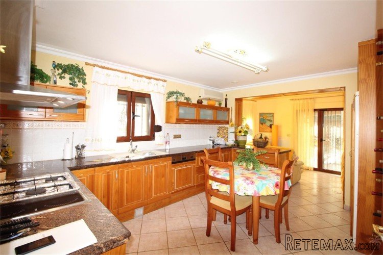 Beautiful villa located in a good residential area of Denia.. - 6