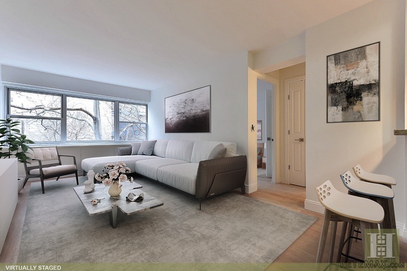 1 bedroom Apartment For Sale: 333 EAST..