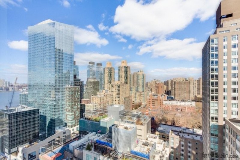 3 Bedrooms - Condo - New York State -..