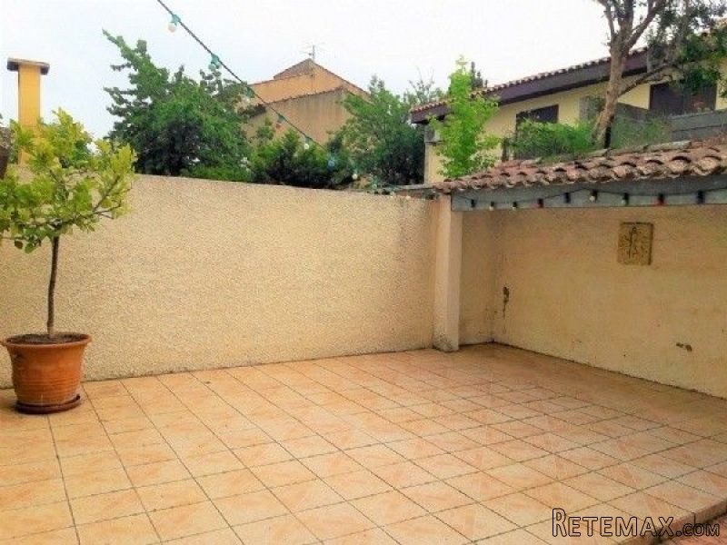 Spacious Villas And Nice Courtyard - 2
