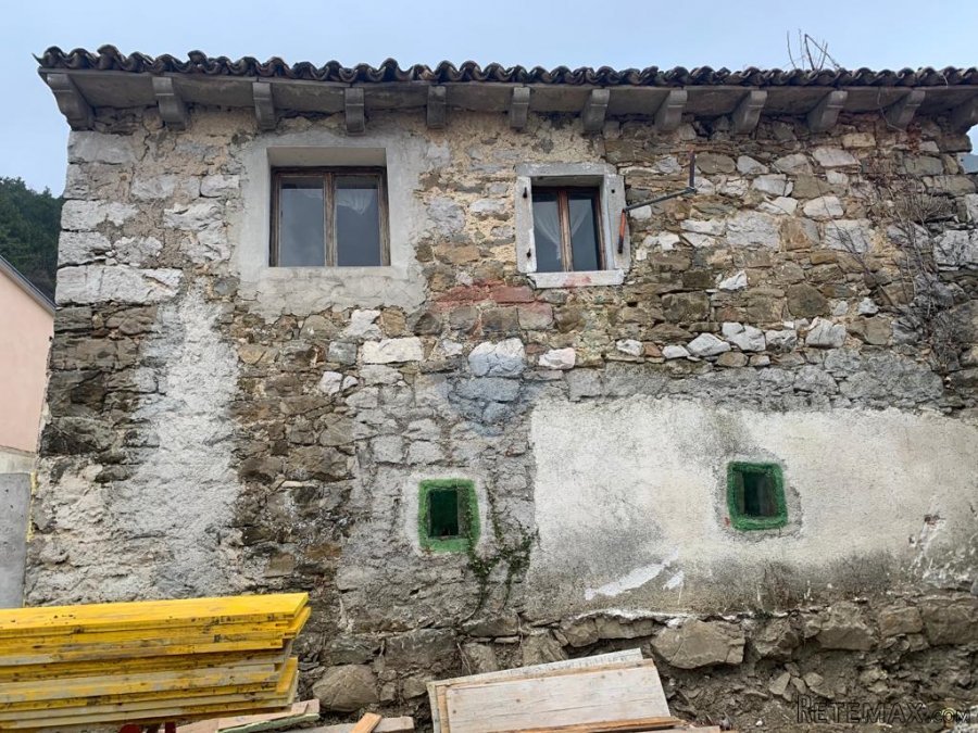 Pazin, Lupoglav, kamena kuća za adaptaciju s prostranim pogl - 2