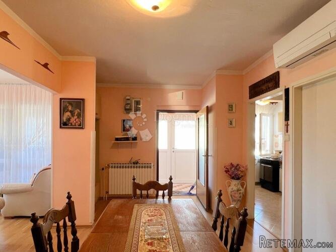Labin, prekrasna obiteljska kuća s garažom - 3