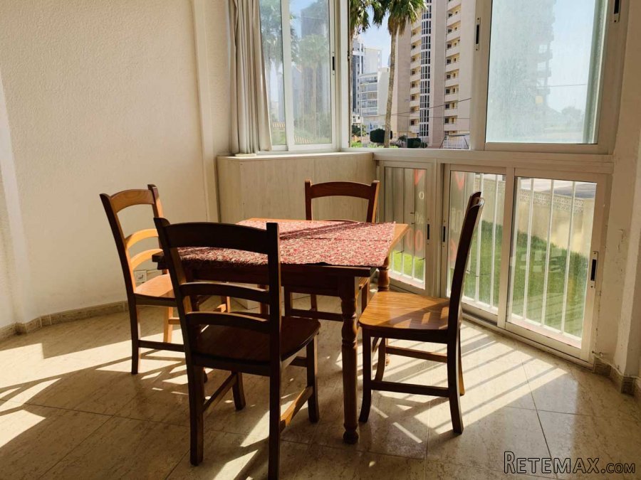 Apartamento de 1 dormitorio, 1 baño, salón-comedor, cocina..