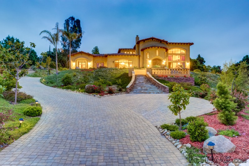 12992 Polvera Court