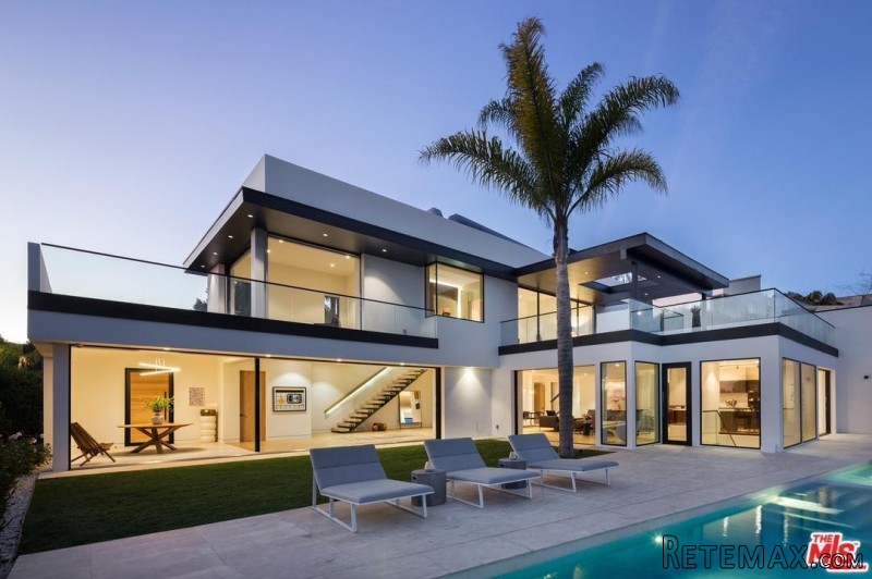 1420 Laurel Way Beverly Hills..