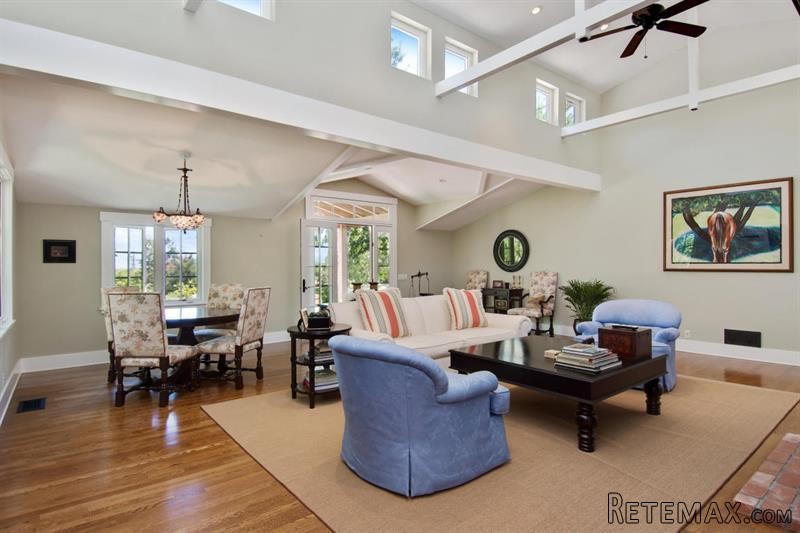 6 bedroom House For Sale: 2600 Canada.. - 2