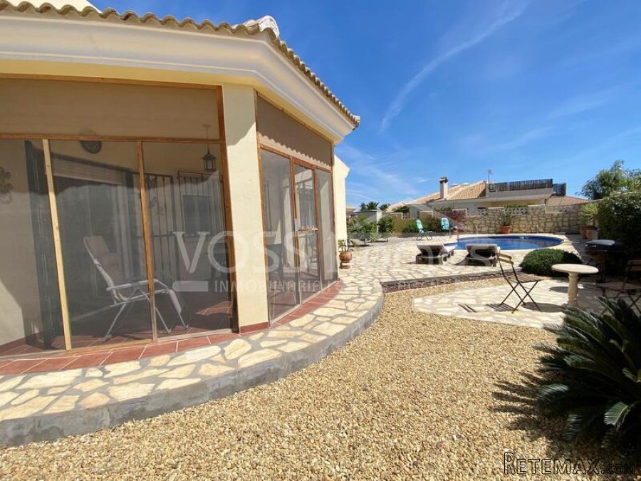 NEW & EXCLUSIVE TO VOSS HOMES - A beautifully presented 3.. - 13
