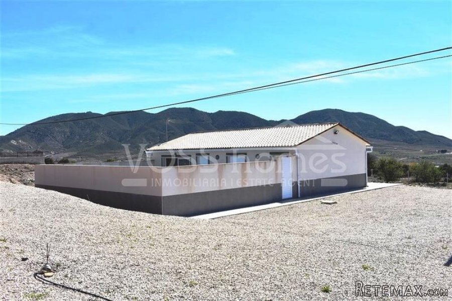 NEW LISTING FOR VOSS HOMES - A modern Countryside Villa of.. - 3