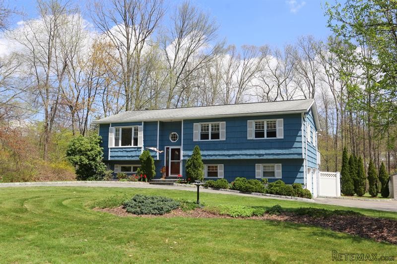 3 bedroom House For Sale: 14 Walker..