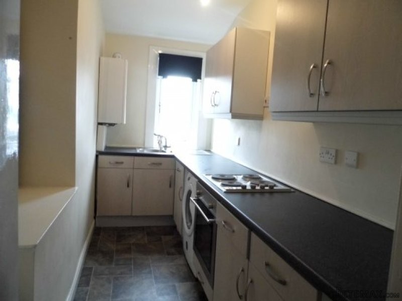 2 bedroom, Flat house for sale - 2
