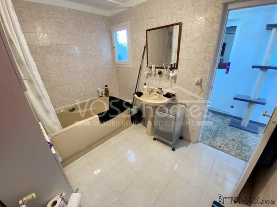 NEW & EXCLUSIVE TO VOSS HOMES - A very spacious, detached.. - 20