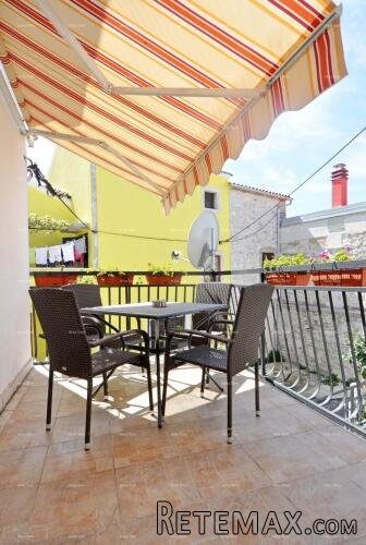 Premantura! Kuća s dva apartmana!
