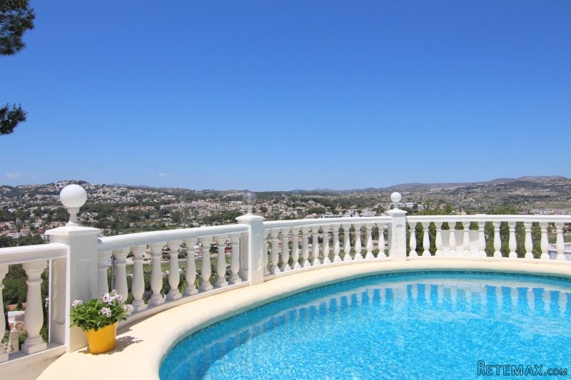 Beautifully maintained detached villa.. - 2