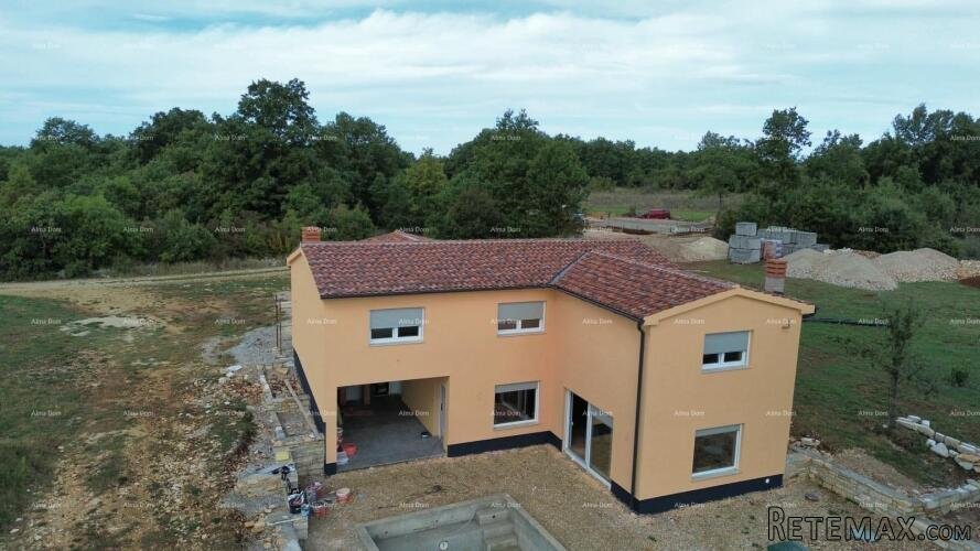 Prodaja kuće sa bazenom i okućnicom, Svetvinčenat - 2