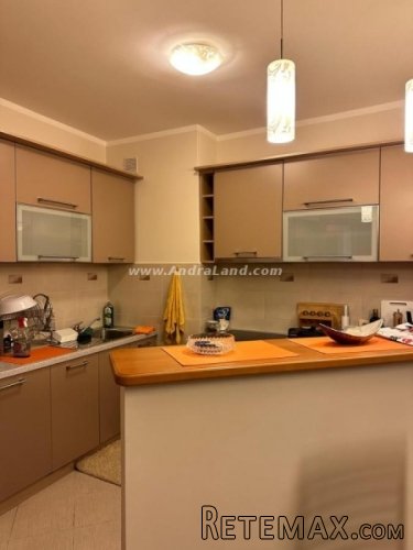 Trosoban stan, Bar, 330.000Eur - 2