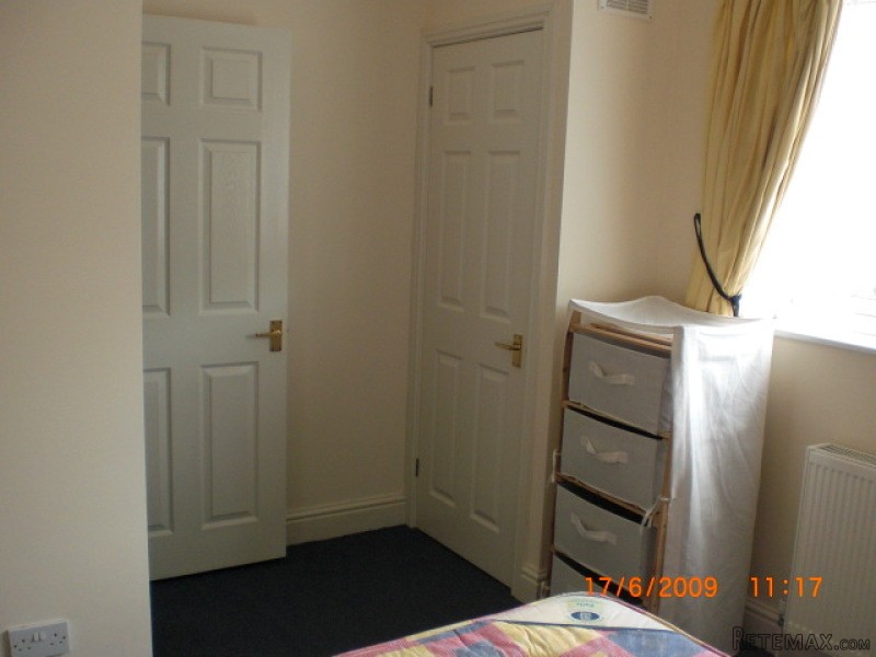 Wilton Avenue, Polygon/Bedford Place.. - 2