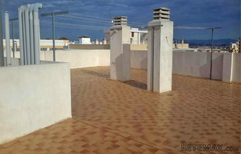 In Torrevieja a penthouse with 2 bedrooms, 1 bathroomwith.. - 4