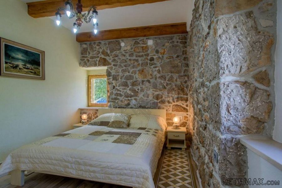 Rustikalna renovirana kamena kuća! - 8
