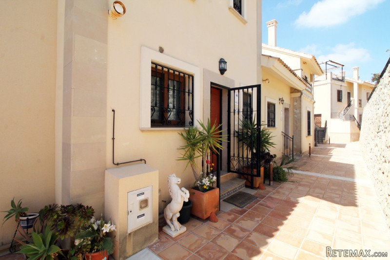 2 Bedrooms - Townhouse - Alicante - For.. - 2