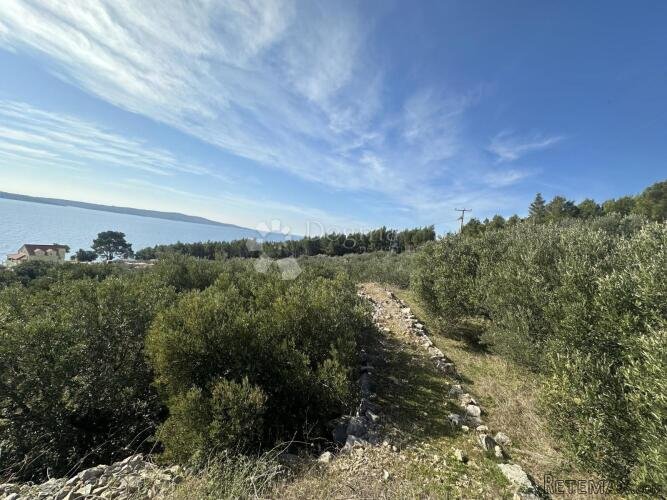 Građevinsko zemljište Zavala 2080m2 -zona T2 - 2