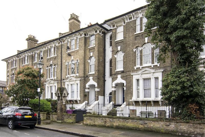 Property - London - For Sale
