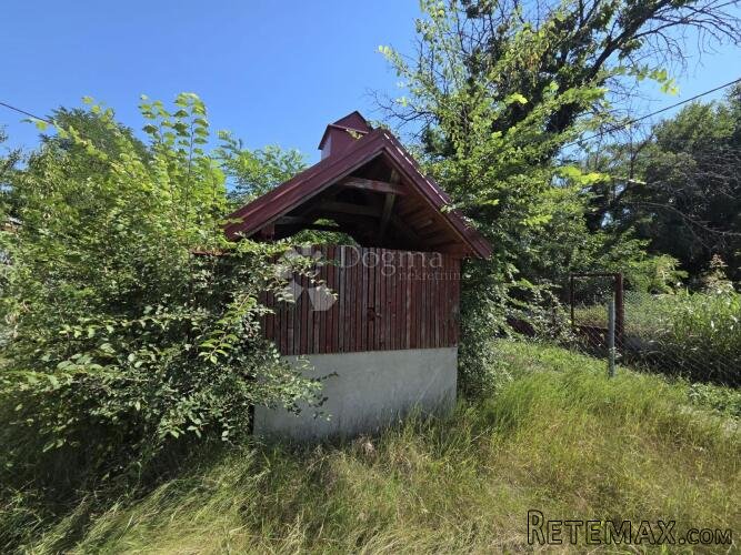 Vikendica u prirodi s 4.789 m² zemljišta - 3