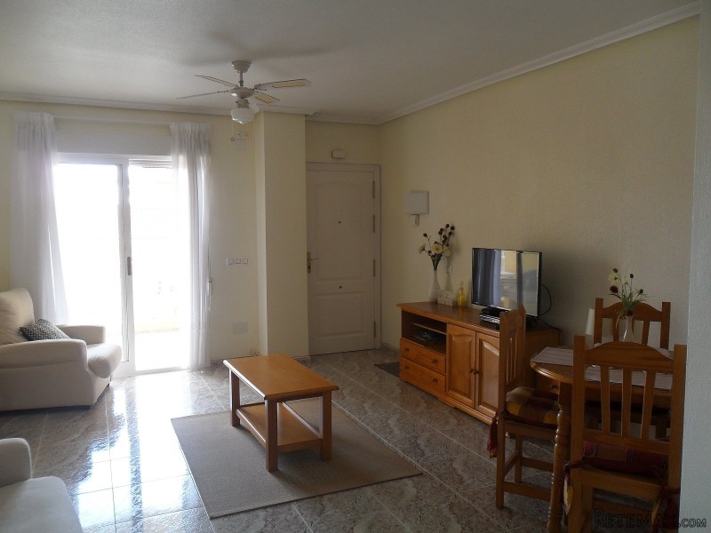 2 bedroom, 1 bathroom Apartment.. - 2