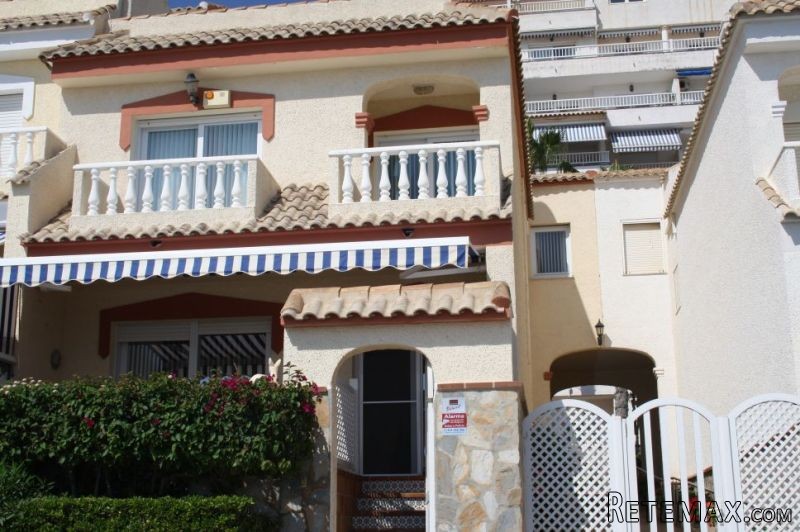 3 Bedrooms - Villa - Alicante - For Sale