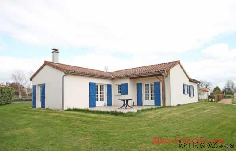 Les Forges (79) for Sale : Lovely villa next to a 27 hole golf..