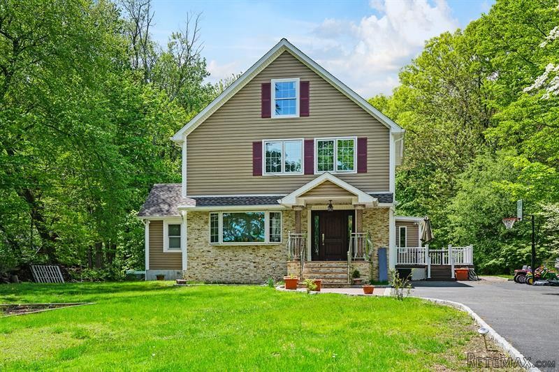 5 bedroom House For Sale: 2959..