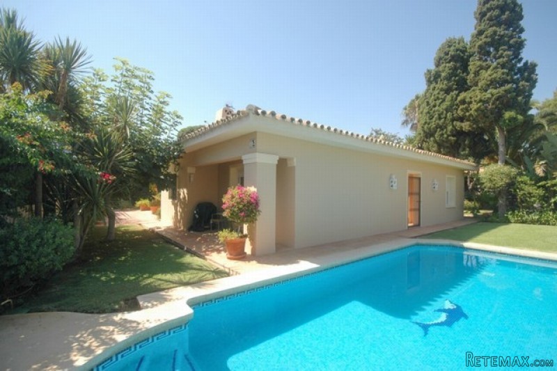 HM3S2734 - Villa For sale in Los..