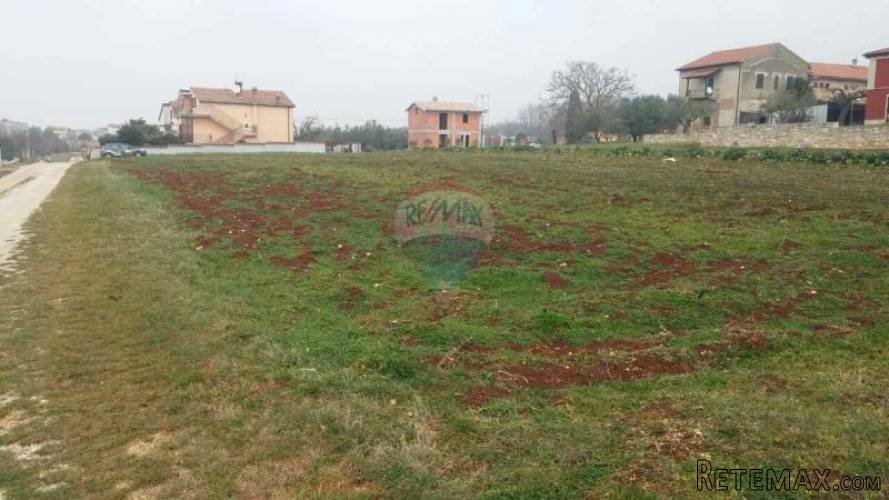 ISTRA, Novigrad, Građevinsko zemljište s izdanom dozvolom...