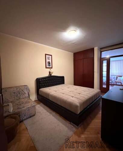Trosoban stan, Bar(centar), 240.000Eur - 8