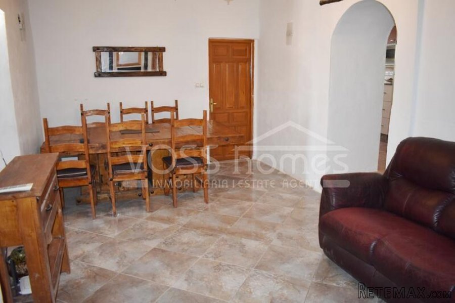 A very large & impressive village house. The main house has.. - 9