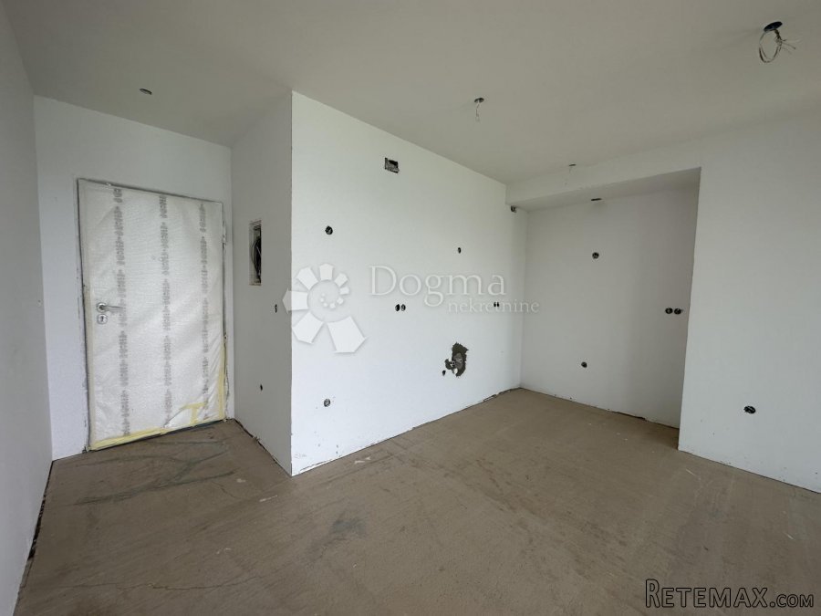 Penthouse 1.RED DO MORA - 9