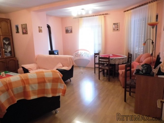 Vinkuran kuća sa 4 stana sa pogledom na more - 5