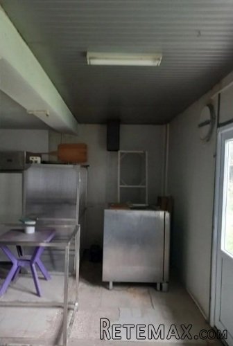 Prodajem pekaru 170m2 - 10