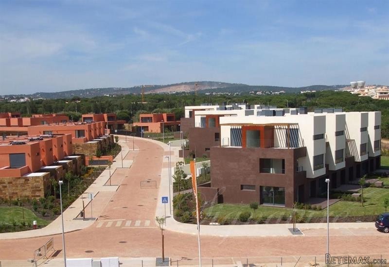 1 bedroom Apartment For Sale:.. - 2